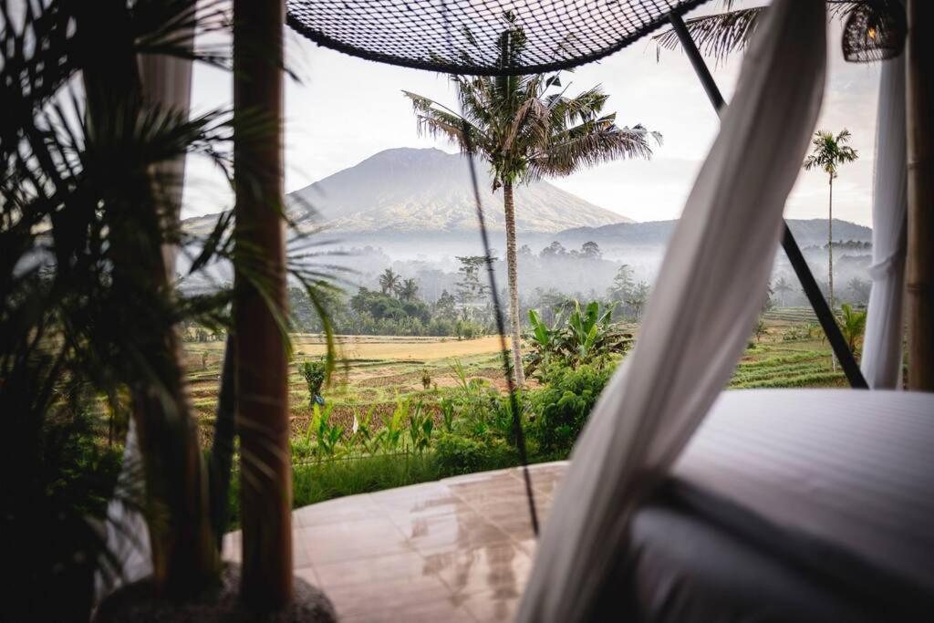 The Nude House Selat Exterior foto